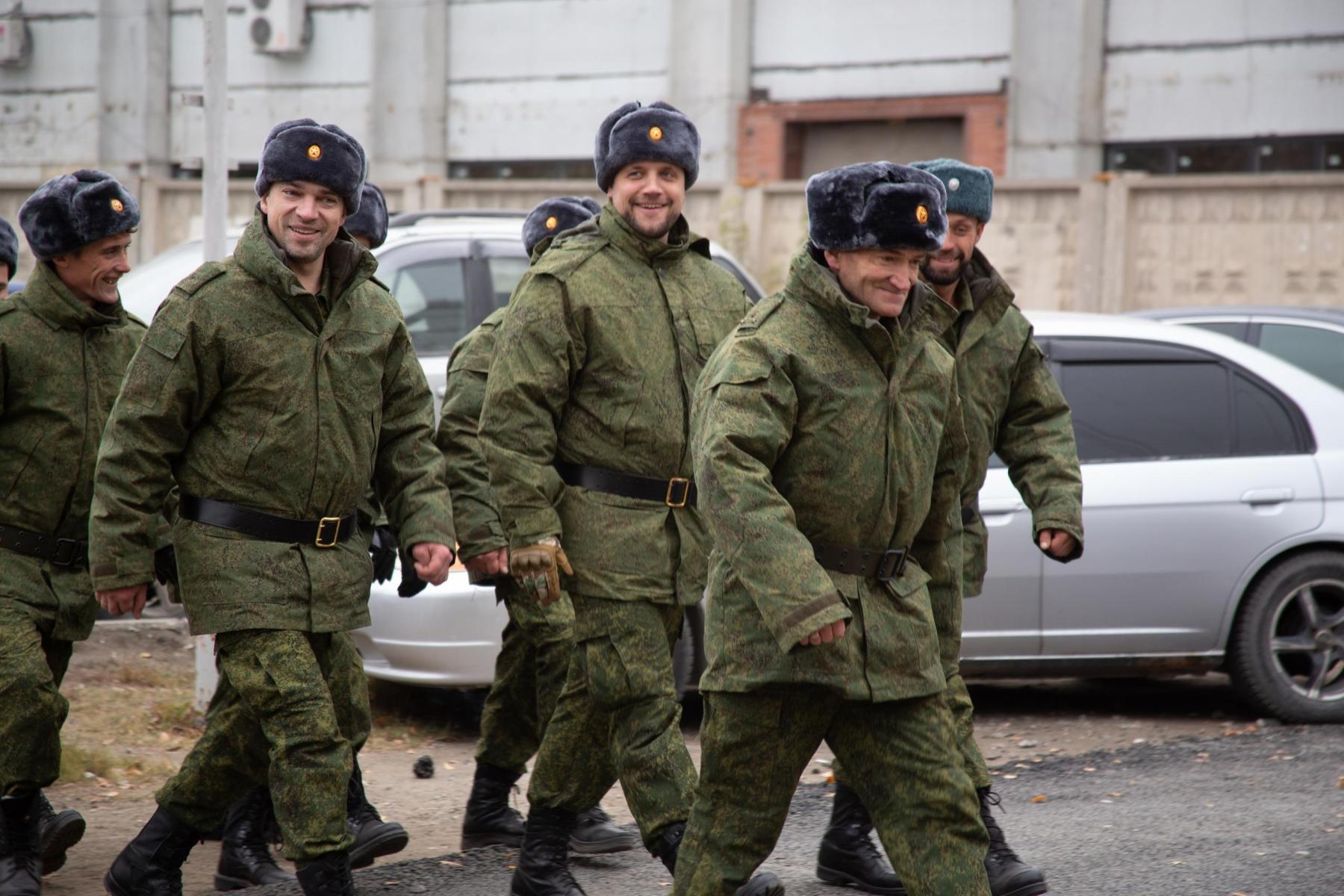 Фото Возвращение военных из украинского плена, отравленные деньги и Парк Ангелов на Линейной в Новосибирске – итоги недели на Сиб.фм 12